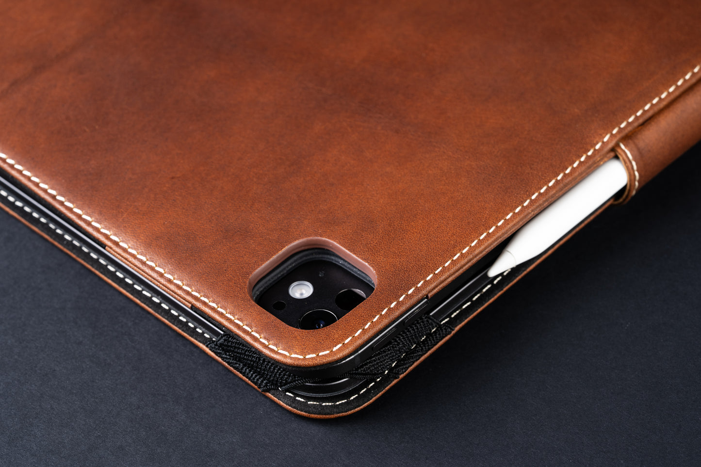 Limited Run: Magic Keyboard Leather Case M5/M4 iPad Pro 13"