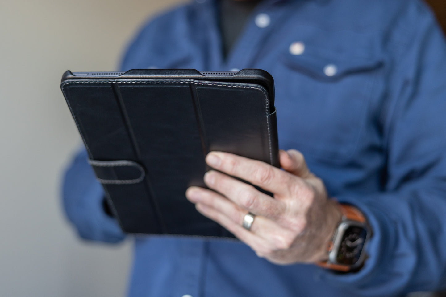 Slim Leather iPad Air Case
