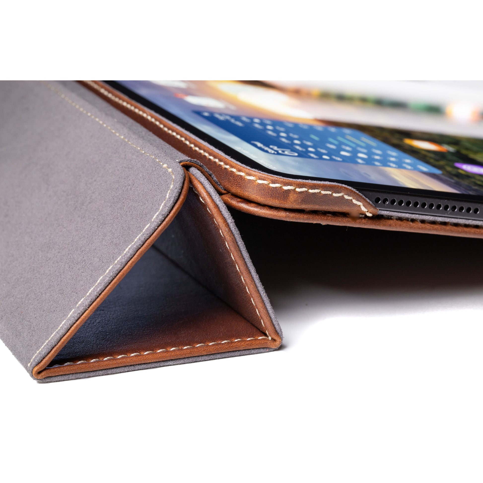 Burton Goods LLC iPad Case Slim Magnetic Leather Case M5 / M4 iPad Pro 11"