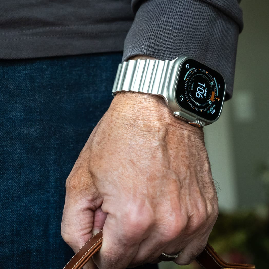 Burton Goods Watch Band Mariner Link Apple Watch Band