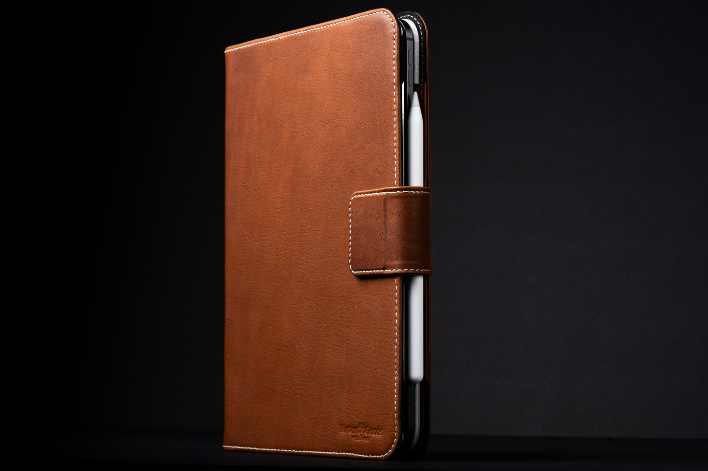 Limited Run: Magic Keyboard Leather Case M5/M4 iPad Pro 11"