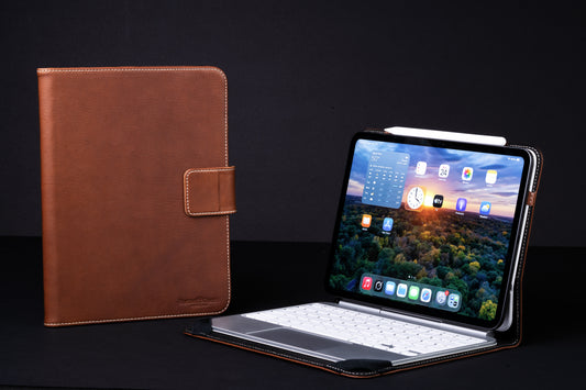 Limited Run: Magic Keyboard Leather Case M5/M4 iPad Pro 11"
