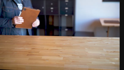 Limited Edition: Magnetic Leather Case M5 / M4 iPad Pro 11"