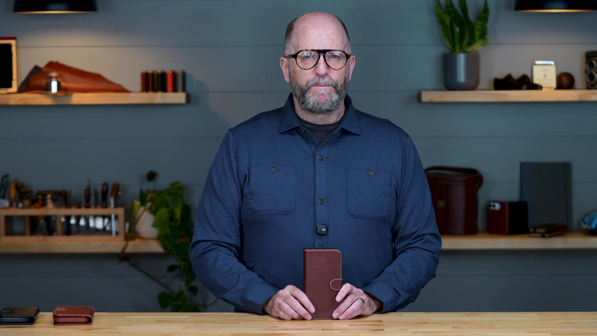 Luxury Pocket Book Wallet Case For iPhone 18 Pro Max review video