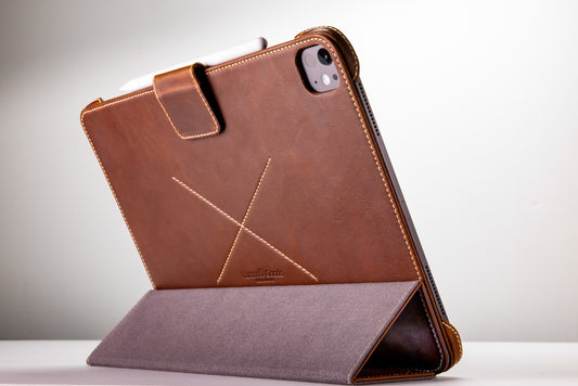 Slim Magnetic Leather iPad Case M4 iPad Pro 13"